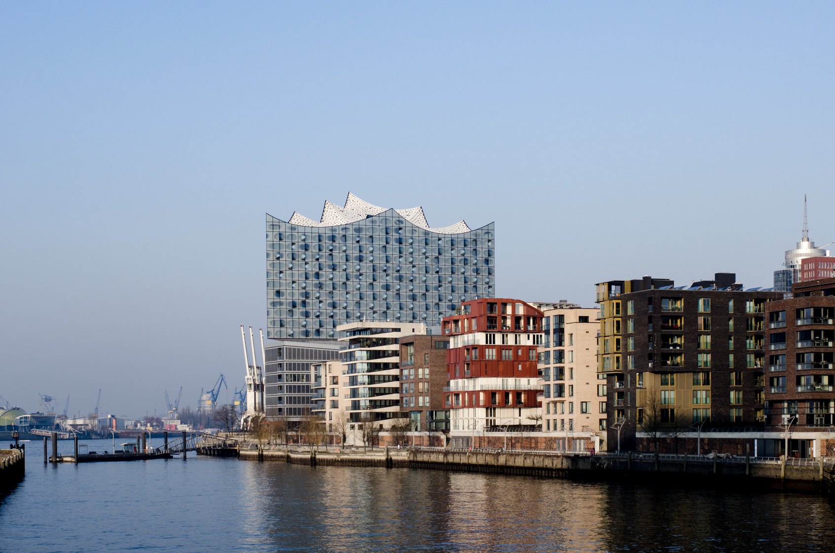 EMBA (Europäischen Medien und BusinessAkademie) myStipendium