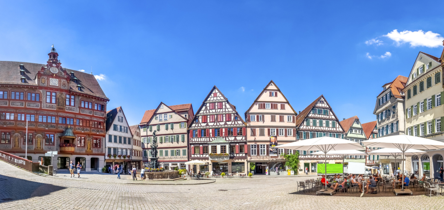 Tübingen, Marktplatz mit Rathaus