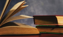 Buchwissenschaft-Studium: Inhalte, Studiengänge, Berufe